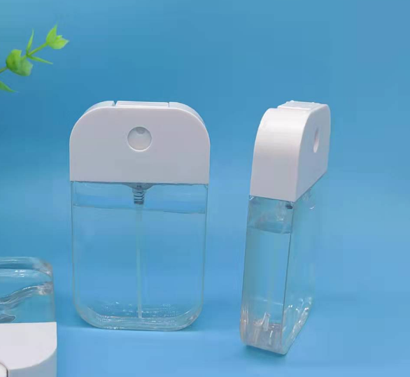 Refillable Pocket spray bottle